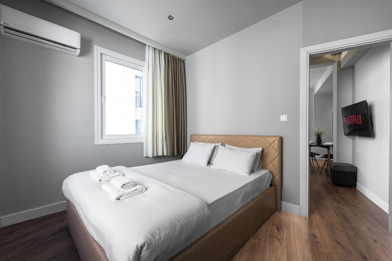 Upper Floor, The Luxury Suites เทสซาโลนิกิ ภายนอก รูปภาพ