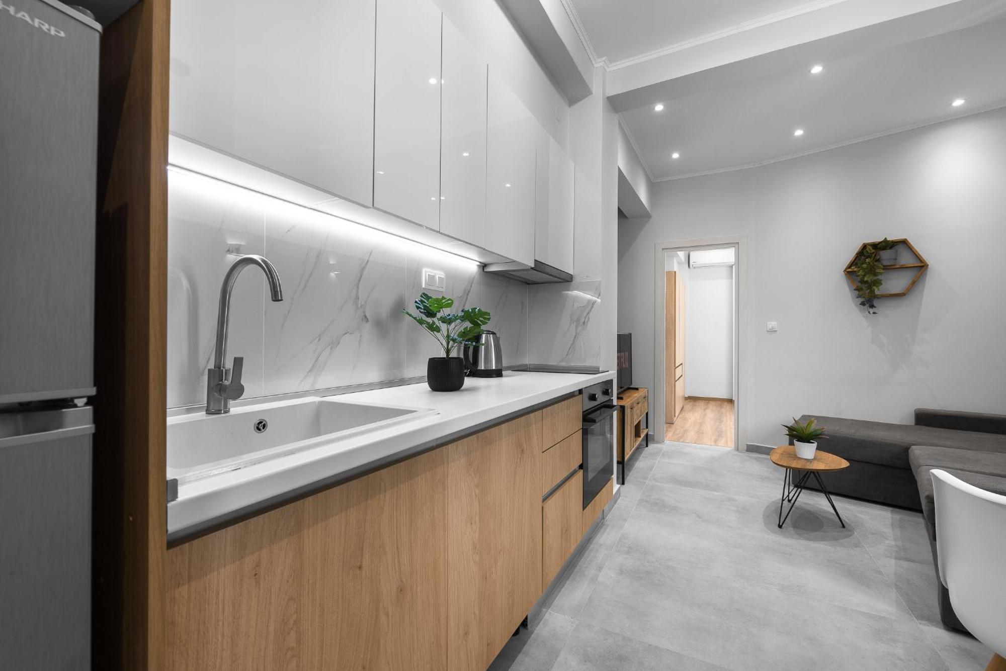 Upper Floor, The Luxury Suites เทสซาโลนิกิ ภายนอก รูปภาพ