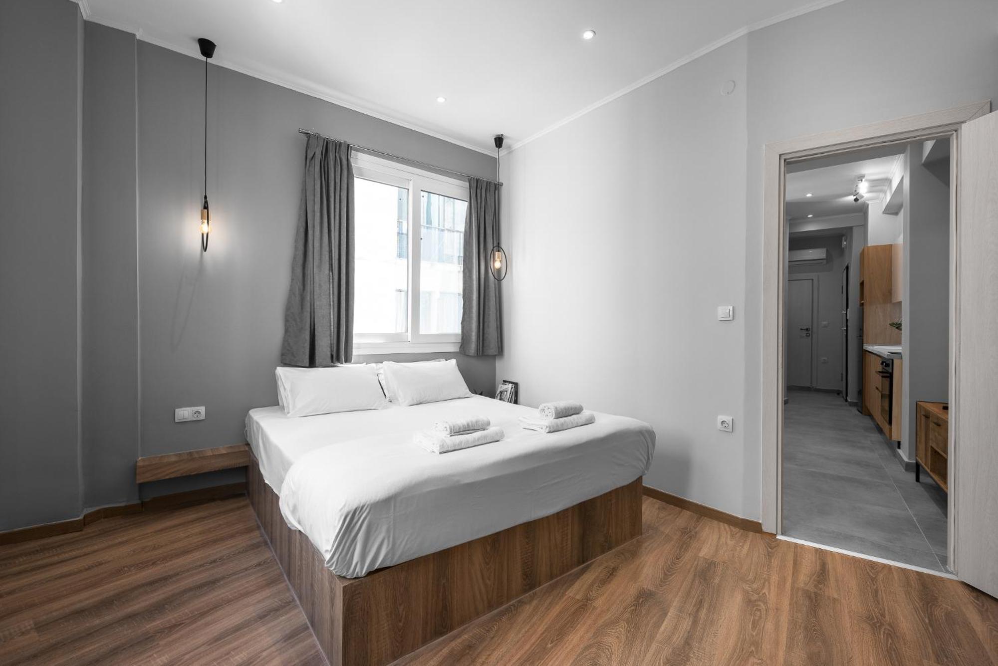 Upper Floor, The Luxury Suites เทสซาโลนิกิ ภายนอก รูปภาพ